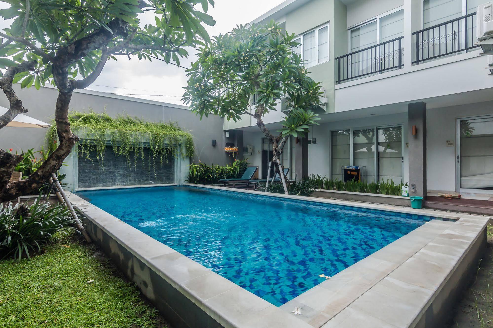 Zen Rooms Seminyak Mertanadi Εξωτερικό φωτογραφία